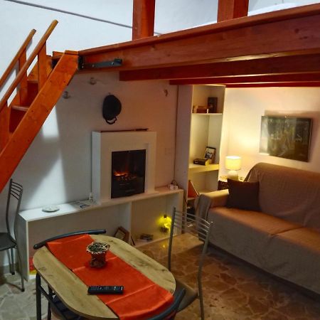 Casa Dell'Aquila Barocca Apartment Рагуза Екстериор снимка