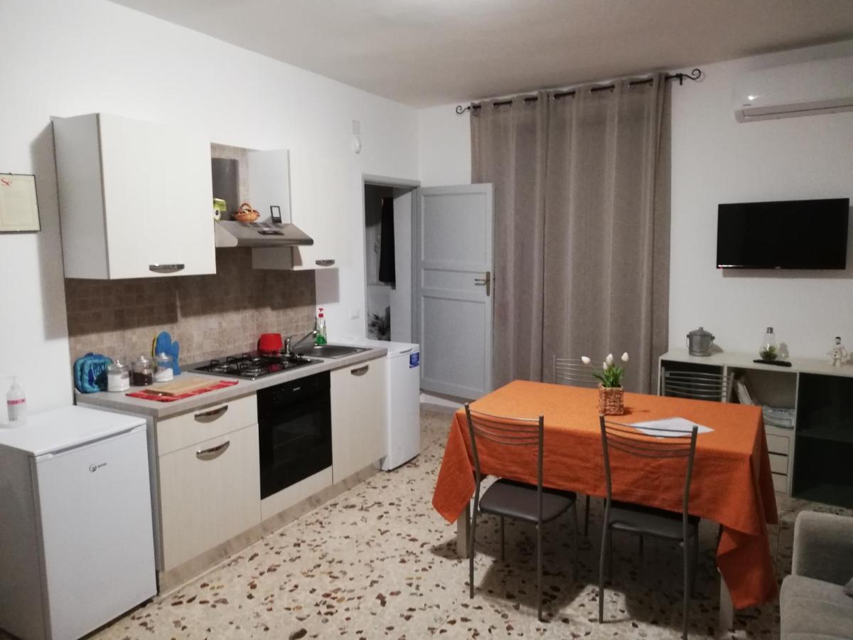 Casa Dell'Aquila Barocca Apartment Рагуза Екстериор снимка