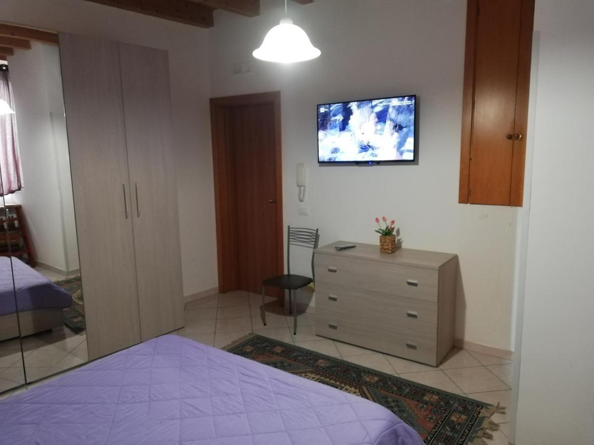Casa Dell'Aquila Barocca Apartment Рагуза Екстериор снимка